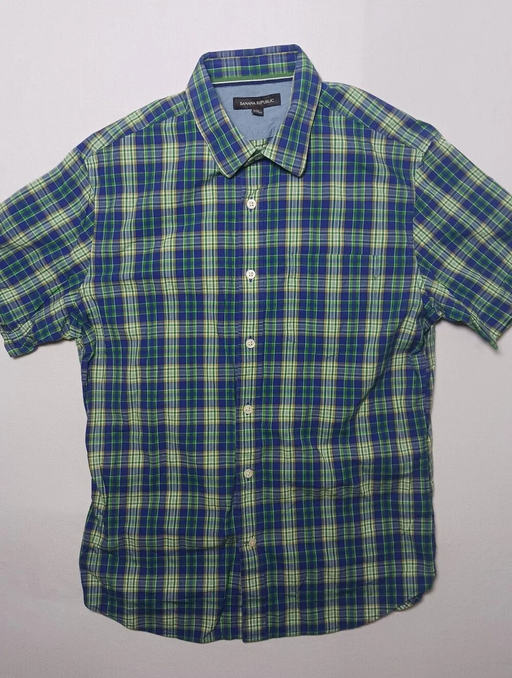 Banana Republic Mens Short Sleeve Button Up Shirt Medium Plaid Blue Green